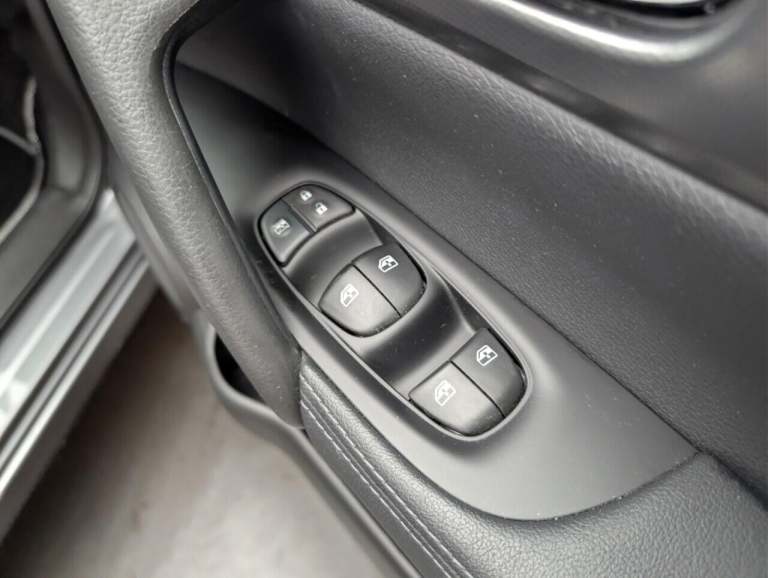 2019 Nissan Qashqai 1.3 DIG-T N-Connecta SUV 5dr Petrol Manual Euro 6 (s/s) (140 ps) - SAT NAV  H...