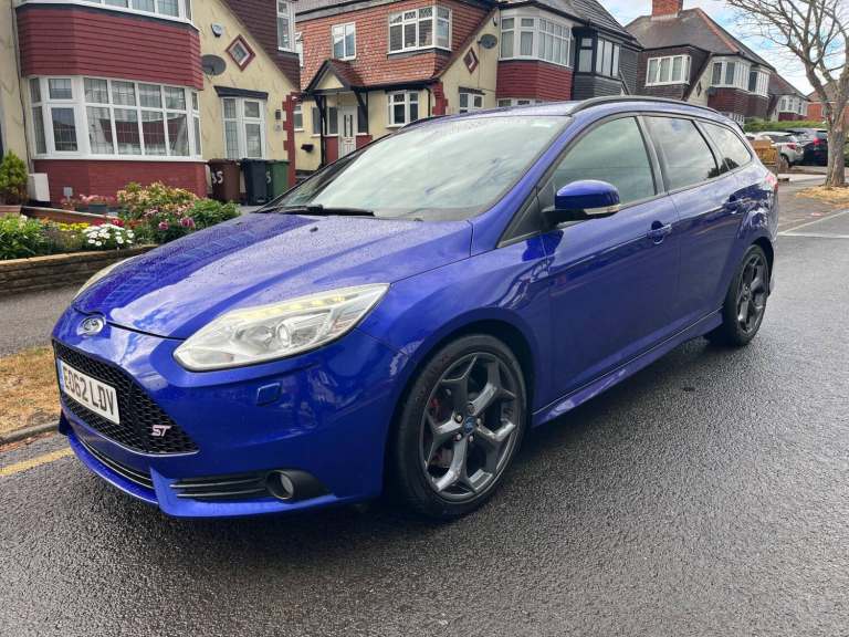 Ford Focus 2.0T EcoBoost ST-3 Euro 5 (s/s) 5dr Petrol Manual