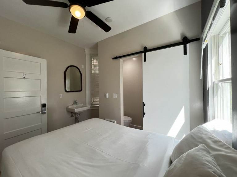 image for Cosy 2-bedroom flat in Leith with two bathroom 