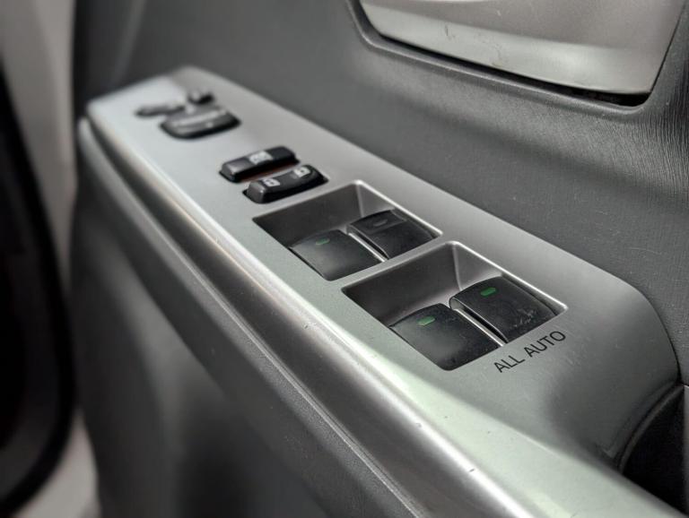 2012 Toyota Prius+ 1.8 VVT-h T4 MPV 5dr Petrol Hybrid CVT Euro 5 (s/s) (136 ps) MPV Petrol/Electr...