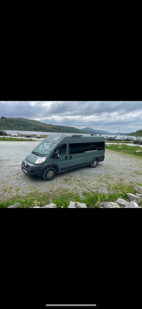 Camper campervan 6 belts sleeps 5