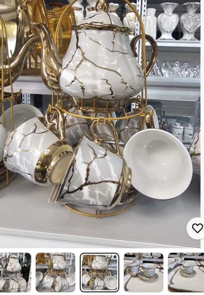 Elegant Gold & White Cracked Marble Pattern Tea Set with Stand