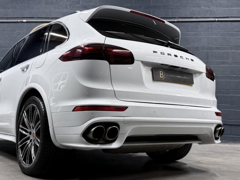 PORSCHE CAYENNE 3.0 V6 E-Hybrid S Platinum Edition 2017