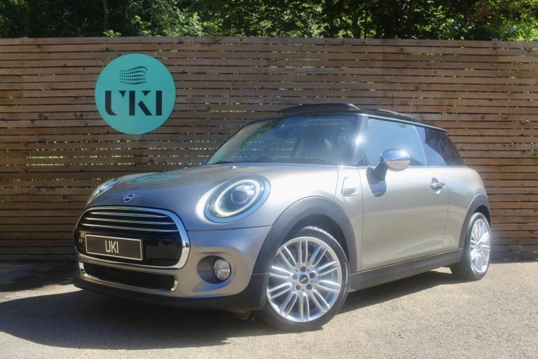 MINI HATCH 1.5 3-Door Hatch Cooper Exclusive 2019