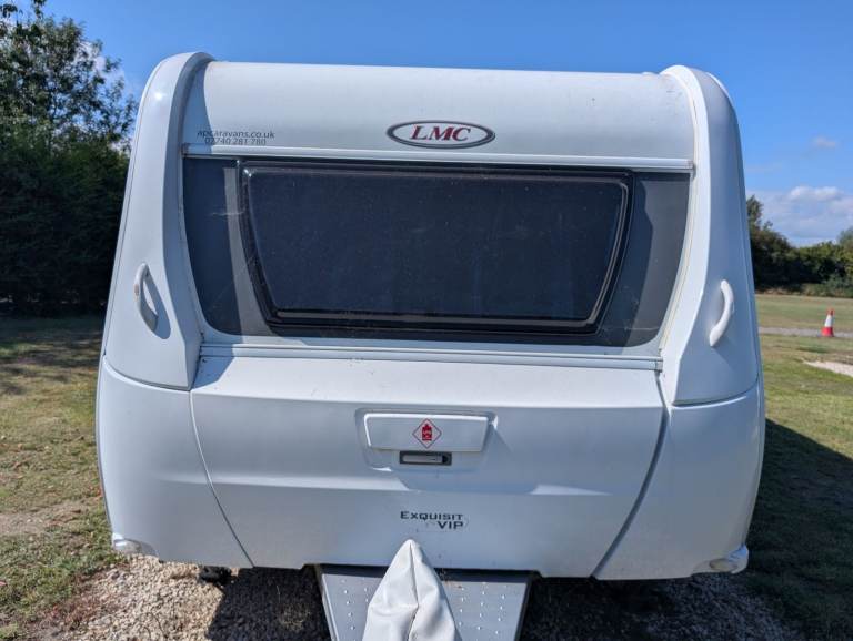 LMC 595 Caravan with motormover
