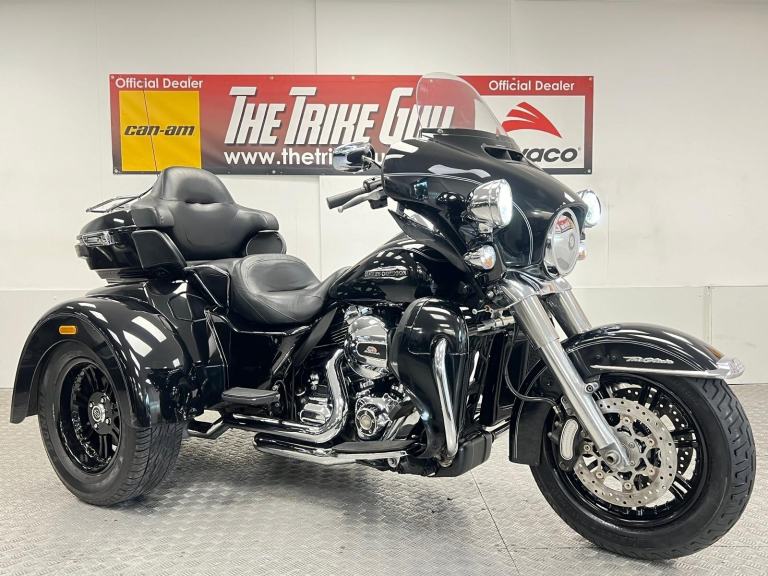 2014 Harley-Davidson Tri Glide 103 Trike - 25,000 Miles
