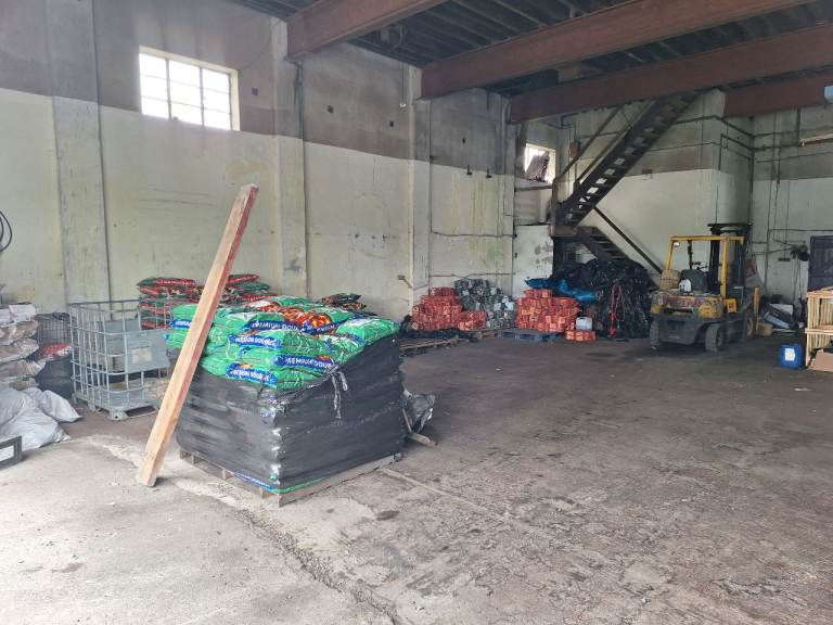 Shed to sub let