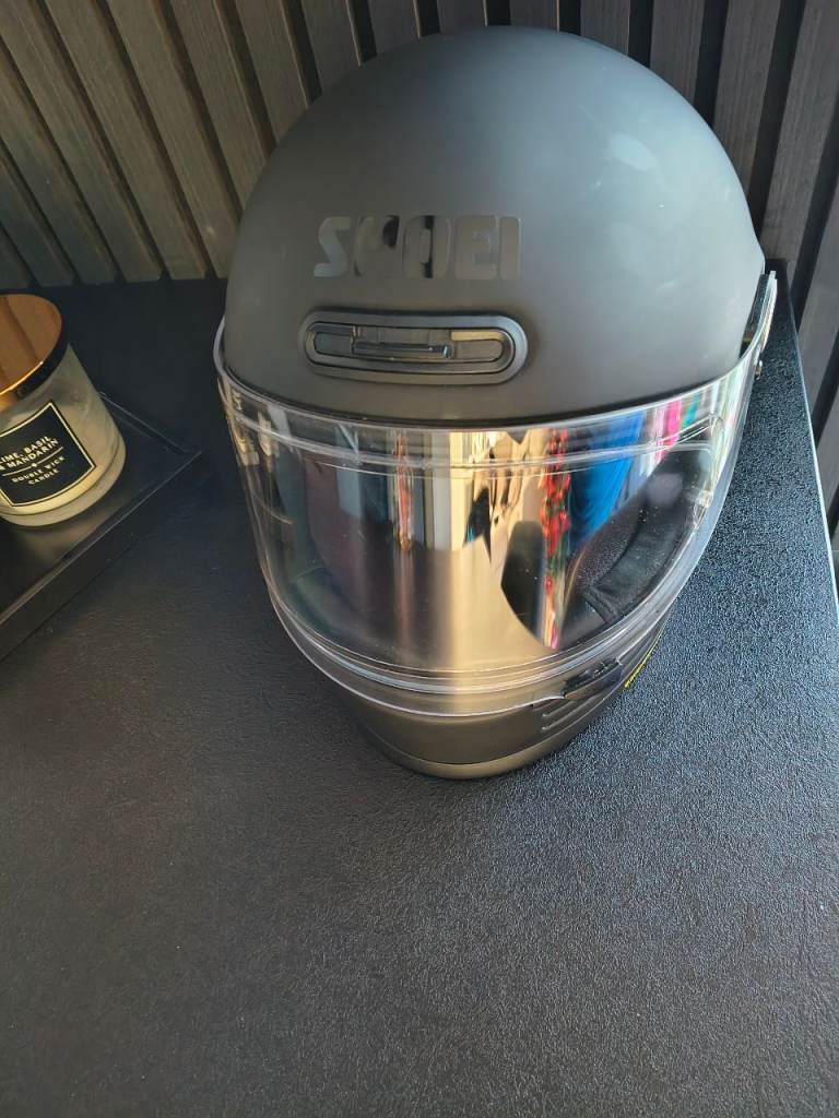 Shoei glamster retro style helmet small