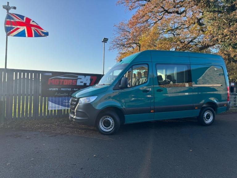  Mercedes-Benz Sprinter SPRINTER 2.1L 314CDI 3.5t H2 L2 RWD WINDOW COMBI CREW