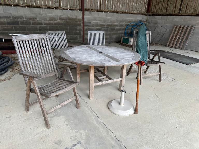 image for Garden table & chairs (Hartman) + canopy