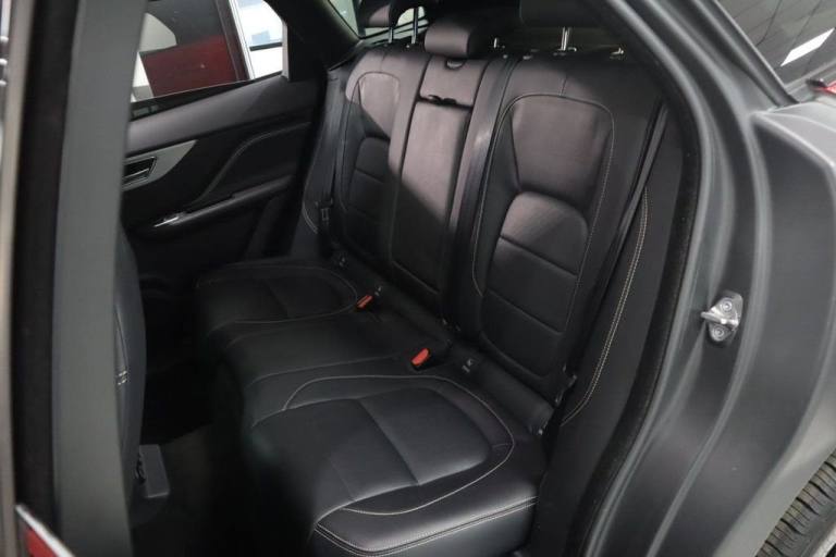 2019 19 JAGUAR F-PACE 2.0 D180 R-SPORT SUV 5DR DIESEL AUTO AWD EURO 6 (S/S) (180