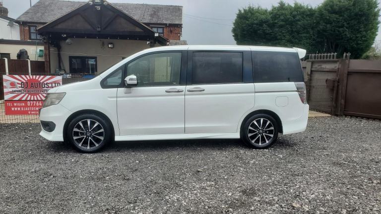 Honda stepwagon spada cool spirit 2.0 auto 7 seat 54K jap import 4.5grade -2013