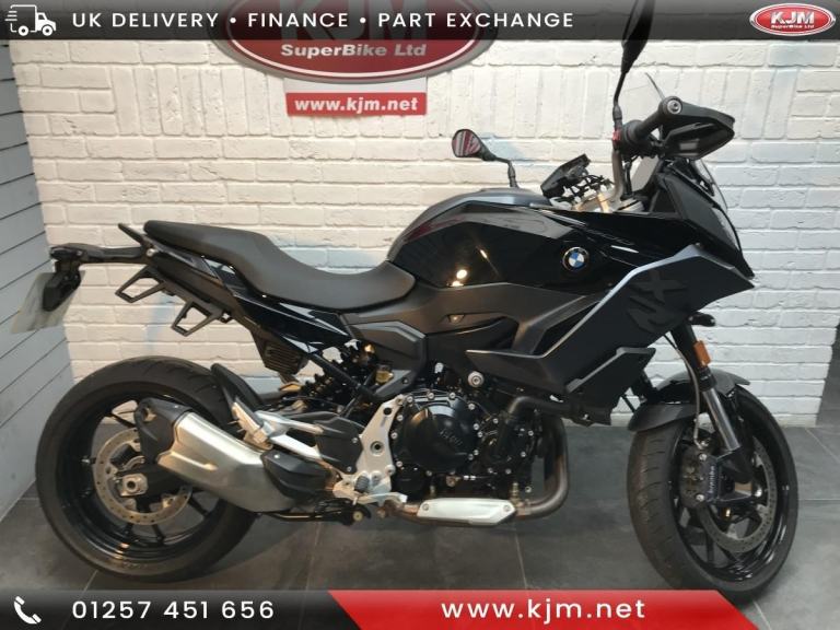 BMW F900 XR, 2023/23, 1 OWNER, FBMWSH, TRIPLE BLACK PLUS LOTS OF UPGRADES