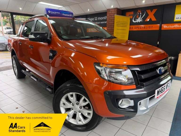 No VAT, 65 reg Ford Ranger 3.2 Tdci Wildtrak automatic,black leather,rear cover.
