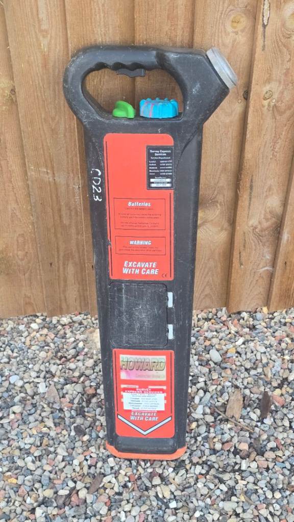 Howard CD19P Battery-Powered Cable Avoidance Tool Model CD19P BlackRed