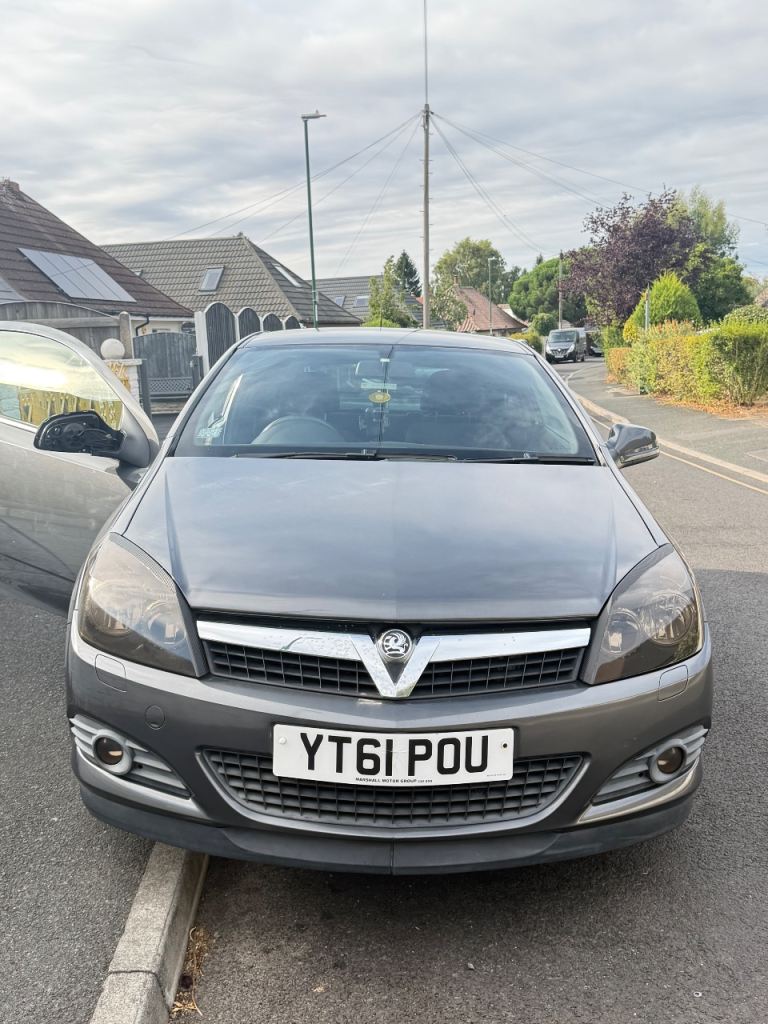 Vauxhall, ASTRA, Hatchback, 2011, Manual, 1598 (cc), 3 doors