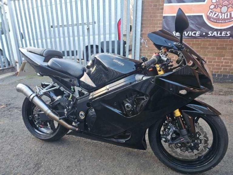 Suzuki GSXR1000 K3 '2003' BREMBO FRONT CALIPERS/M-CYL/GP SILENCER/COMFY SEAT