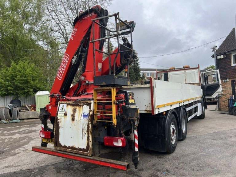 2015 DAF CF-370 6X2 CRANE VEHICLE