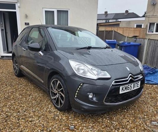 DS, DS 3, Hatchback, 2015, Manual, 1560 (cc), 3 doors