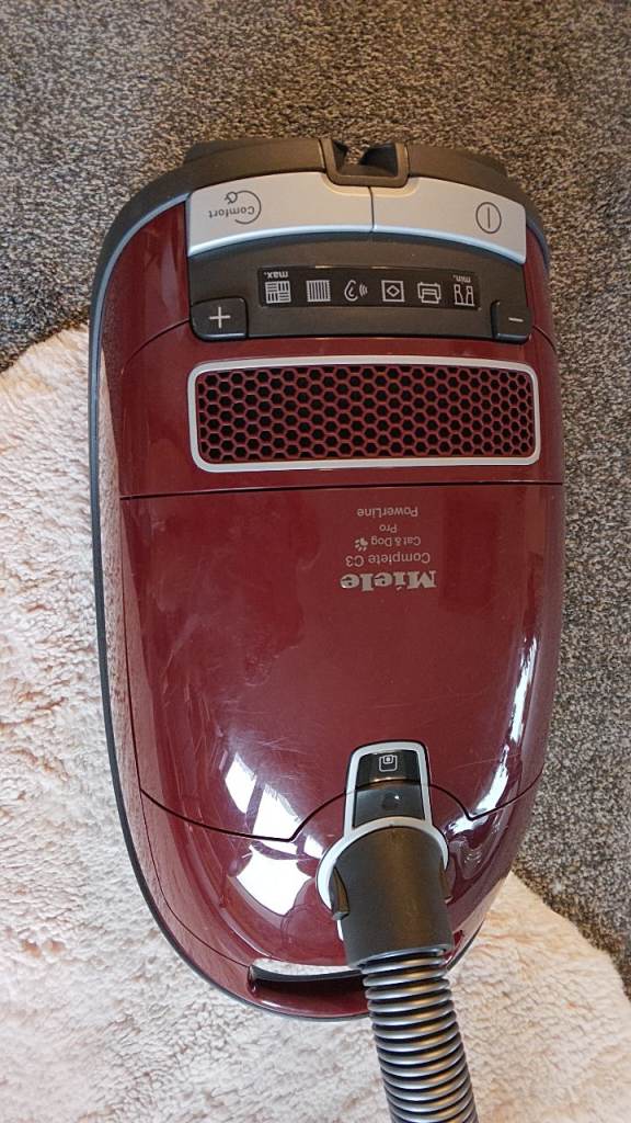 Miele C3 Cat and Dog Powerline hoover