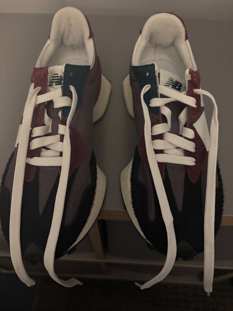 New Balance 327 women’s trainers 