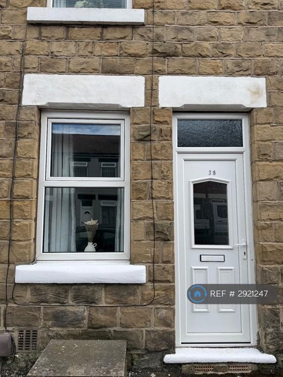 2 bedroom house in Victoria Road, Mexborough, S64 (2 bed) (#2921247)