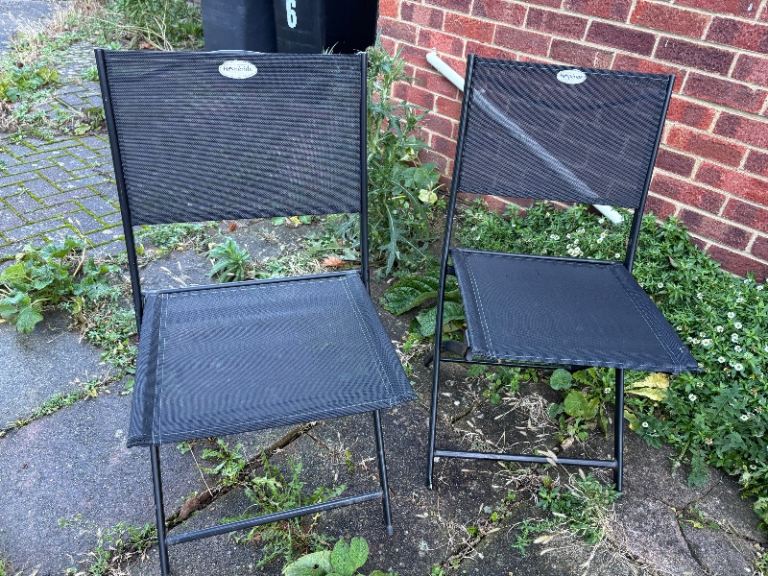 Garden Table & Chairs 