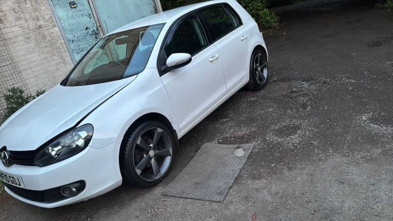 VW Golf 1.6 -  good condition Good Runner