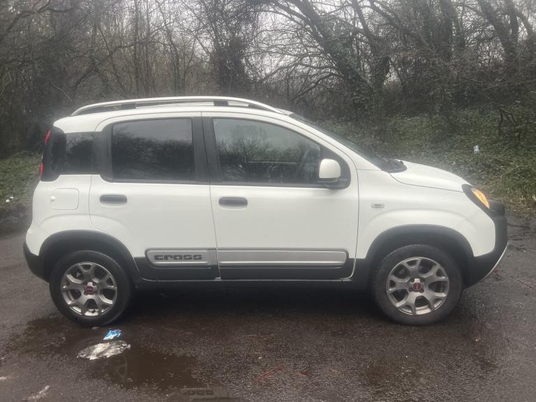 FIAT PANDA 1.3 Panda Cross My 1.3 Multijet 95hp Cross White Manual Diesel 2016