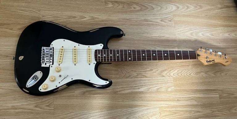 Strat Style Relic with Gilmour Mod Switch