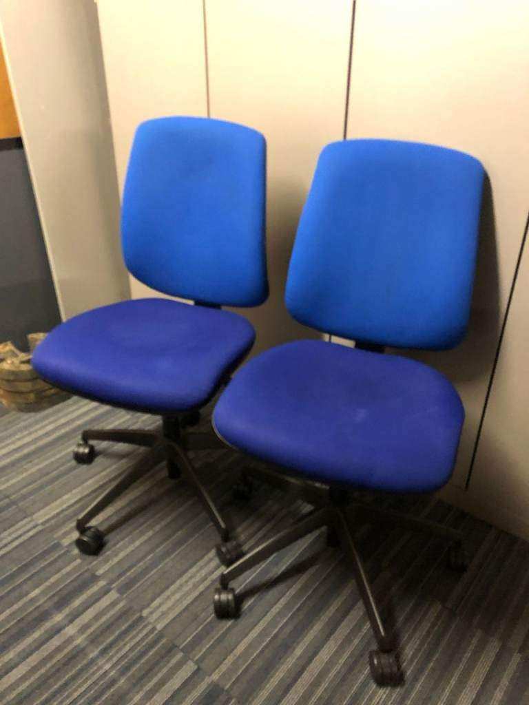 Used Contrast blue office swivel task desk admin chair