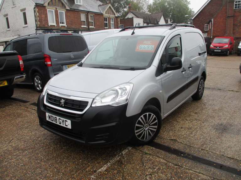 2018 Peugeot Partner 850 1.6 BlueHDi 100 Professional Van [non SS] PANEL VAN Diesel Manual
