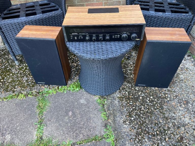 Vintage rotel rx202 radio player 