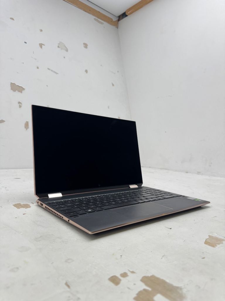 HP Spectre x360 15.6" (2020) - i7 6-Core - 16GB RAM - Fantastic Condition