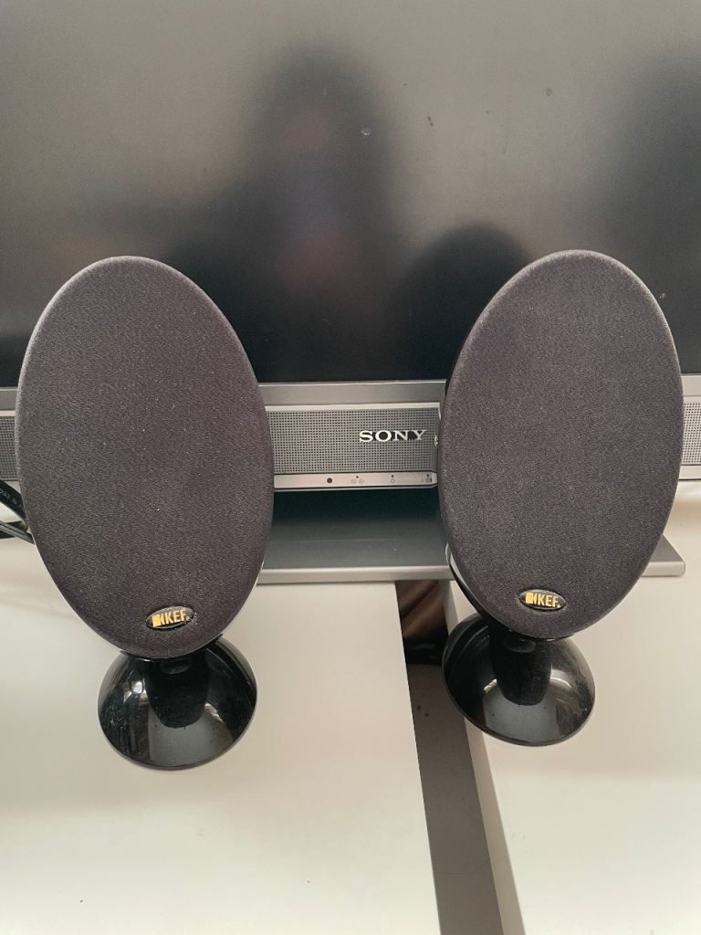 Second Hand KEF Home Theatre 3000and Speakers 3001