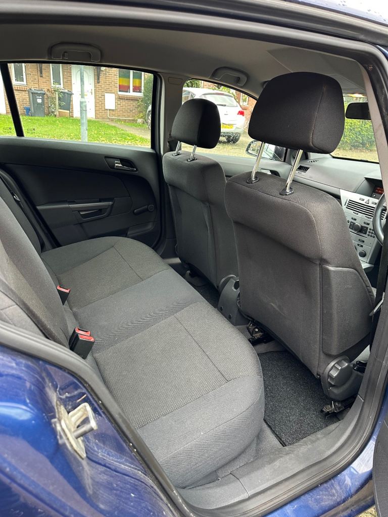 2009 Vauxhall Astra Life Automatic 1.8L 46,000 Miles Full Service History 1YR NEW MOT ONLY 1 OWNER