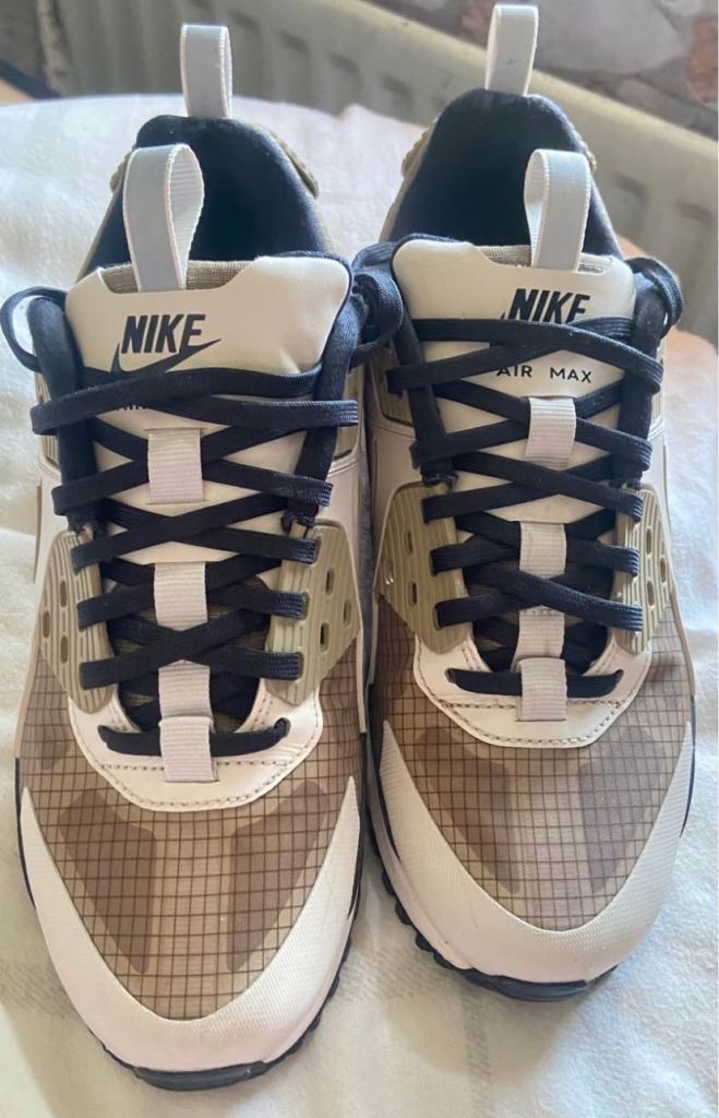 Nike Air Max UK 6 Trainers – excellent condition