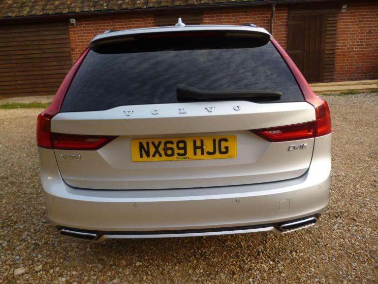 2020 Volvo V90 2.0 D4 R-Design Plus Auto Euro 6 (s/s) 5dr ESTATE Diesel Automatic