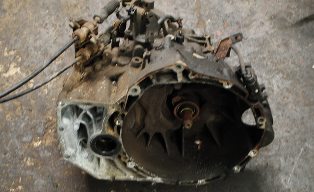 2003-2007 NISSAN X TRAIL MK1 T30 2.2 DCI 6 SPEED MANUAL TRANSMISSION GEARBOX 8H5