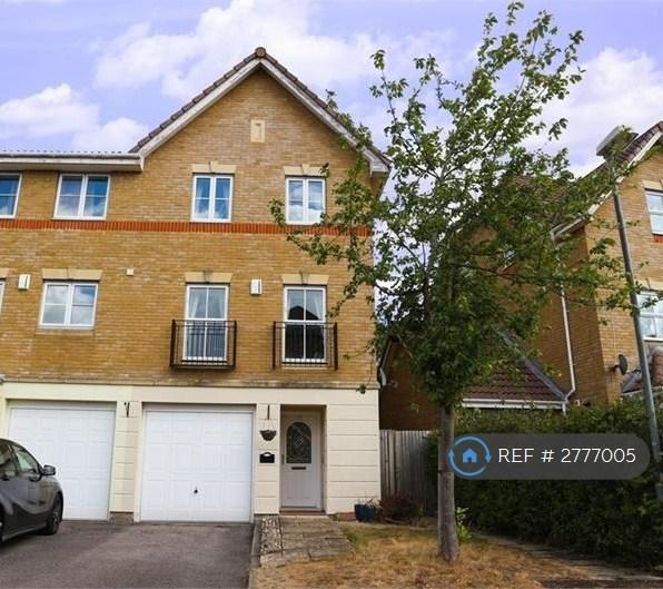 3 bedroom house in Arklay Close, Uxbridge, UB8 (3 bed) (#2777005)