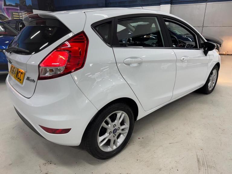 FORD FIESTA 1.0T EcoBoost Zetec Euro 5 (s/s) 5dr 2014