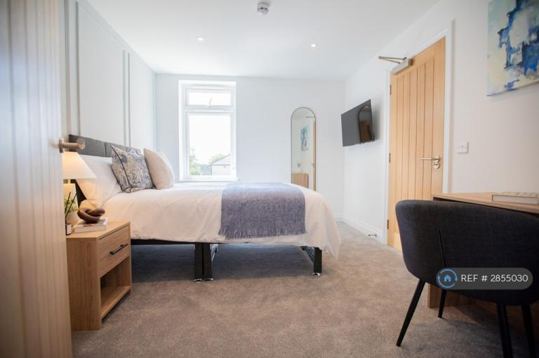 1 bedroom in Ashley Road, Poole, BH14 (#2855030)