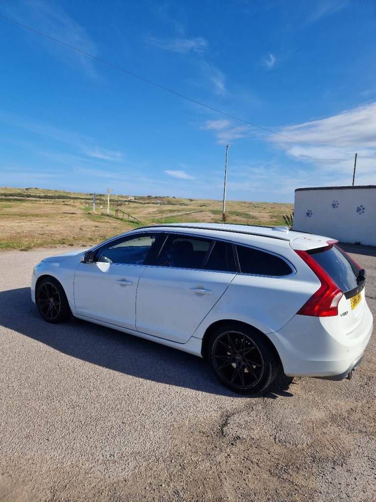 Volvo, V60, Estate, 2012, Manual, 1560 (cc), 5 doors