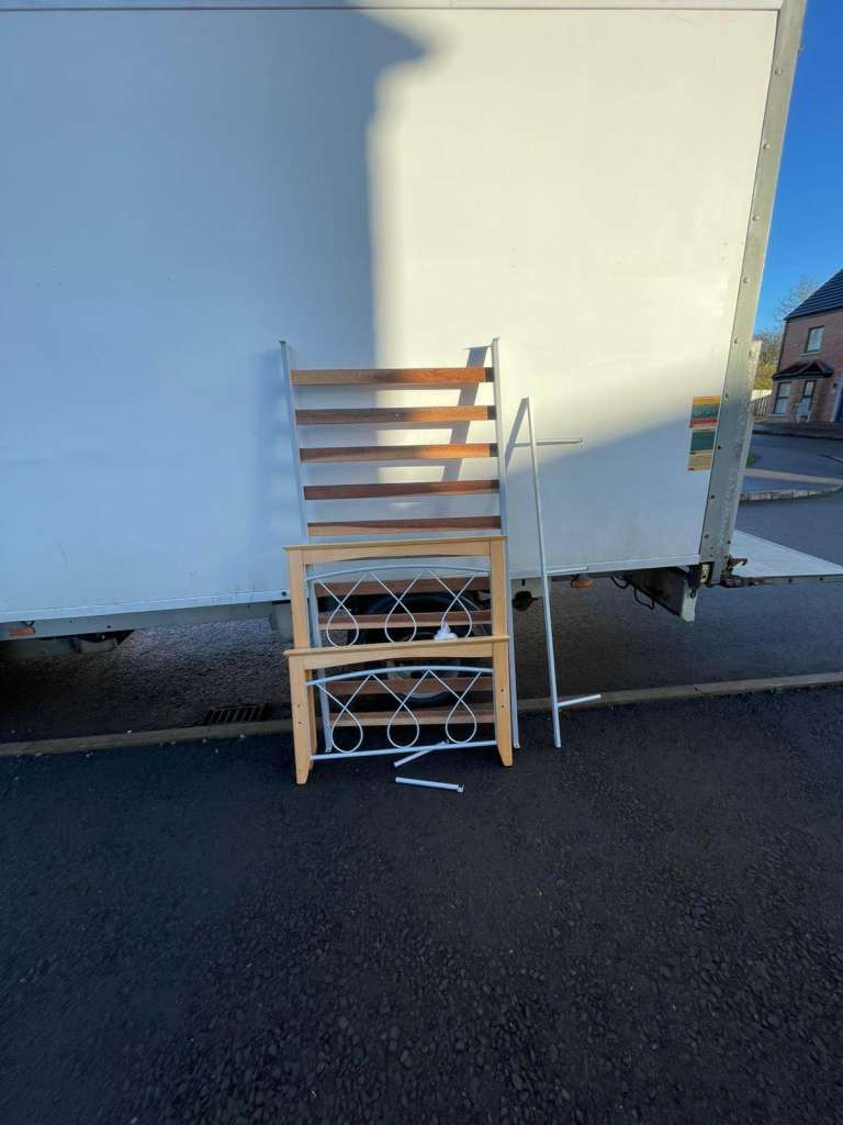 image for Really good modern sturdy single bed frame   £69