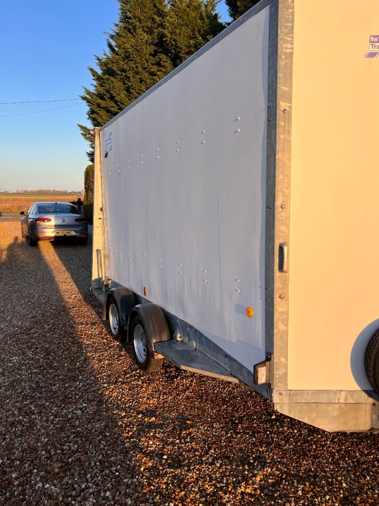 IFor Williams box trailer BV 126G