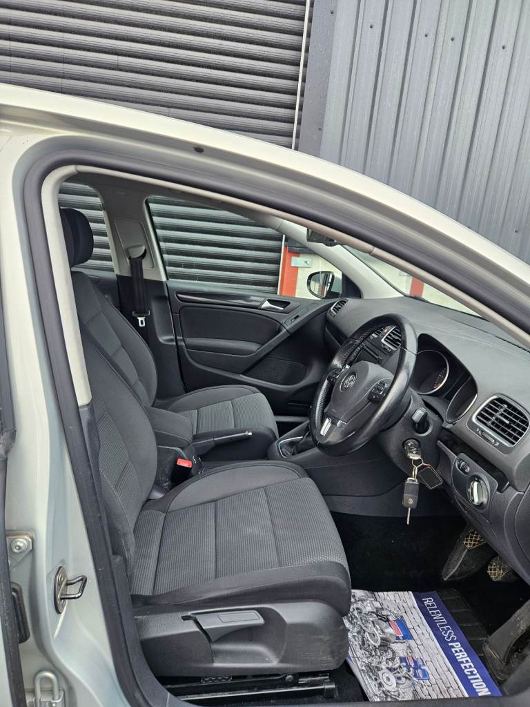 Volkswagen, GOLF, Hatchback, 2011, Manual, 1598 (cc), 5 doors