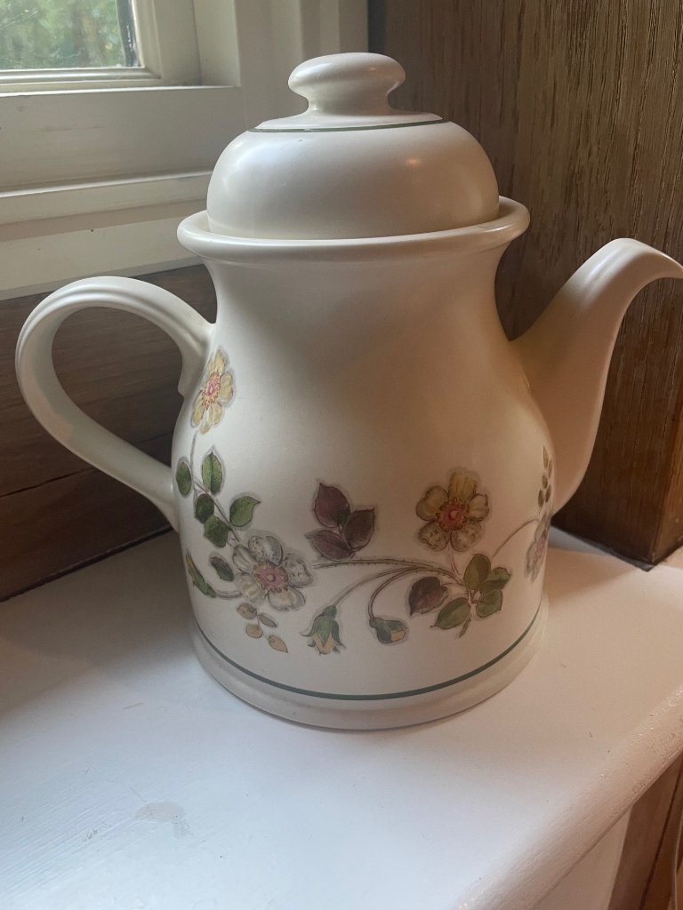 Vintage ~ Marks & Spencer Autumn Leaves Large Teapot