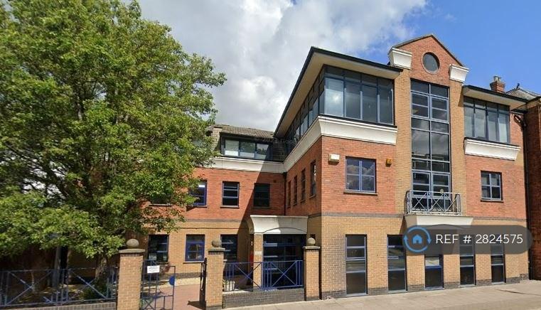 Studio flat in London Road, Gloucester, GL1 (#2824575)