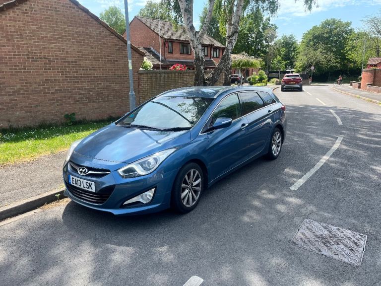 HYUNDAI I40 PREMIUM 1.7 CRDI ESTATE AUTOMATIC NEW MOT 