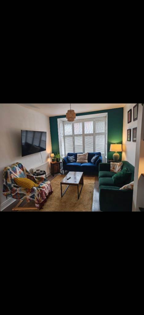 Cozy Terrace available for weekly and monthly let's. 